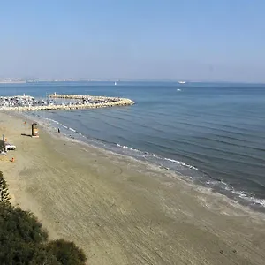 stadem-studios.protaras-cy-hotels.com/