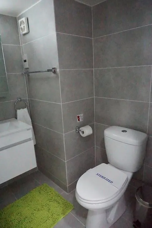 Lazuli Beachfront Apartment 405 Larnaca Cipru